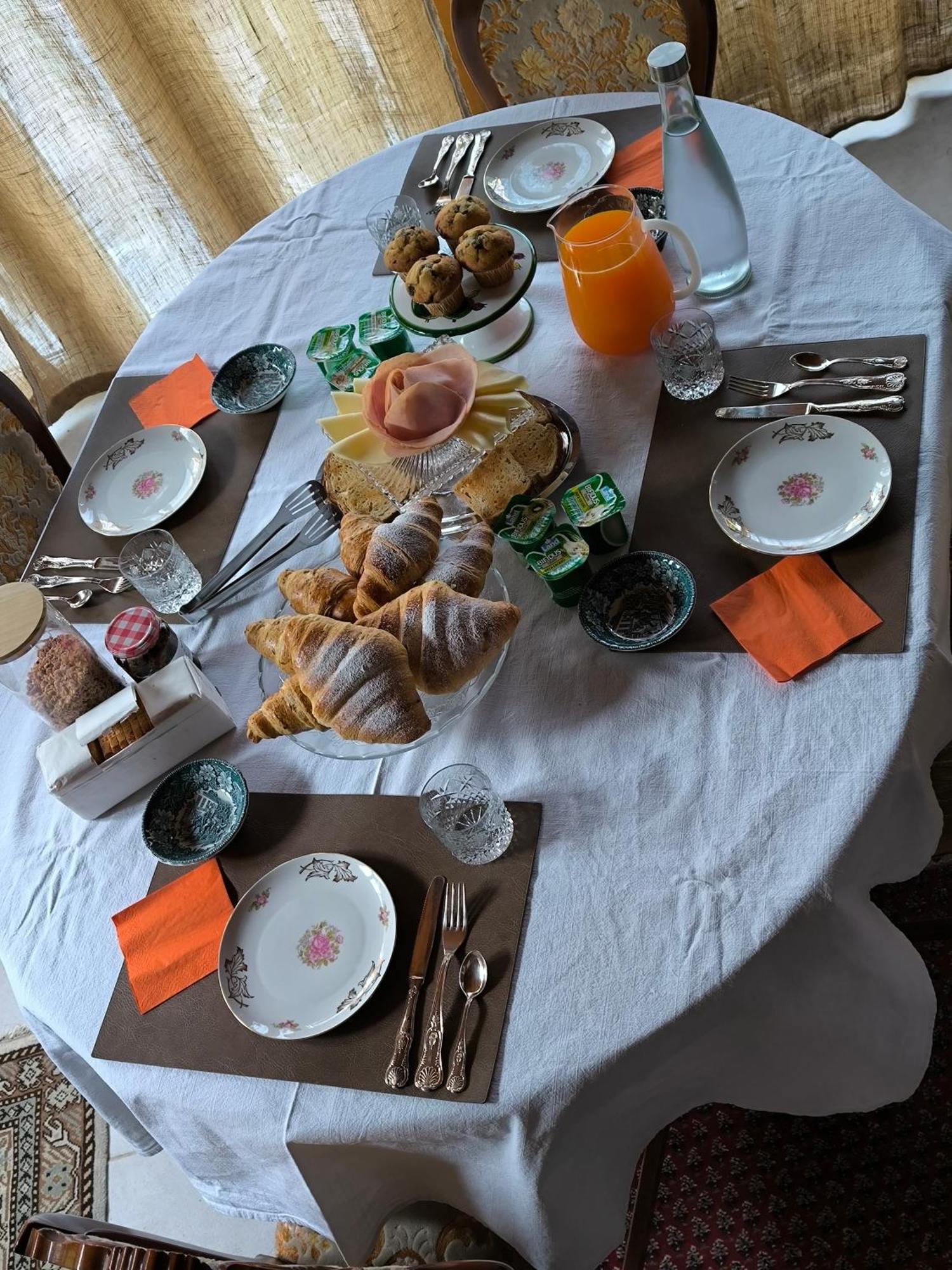 Le Piante Di Casa Samar Bed & Breakfast Castelguelfo Dış mekan fotoğraf